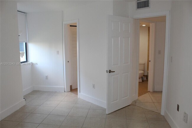 Building Photo - 8305 SW 152nd Ave