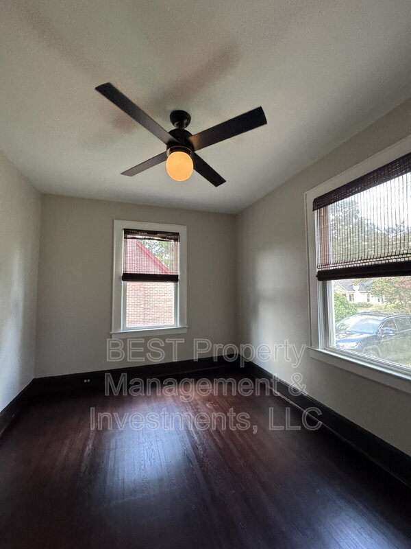 Building Photo - 2208 Wilmore Dr