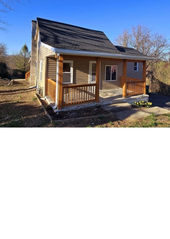 Building Photo - 3810 Golfview Dr