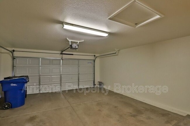 Building Photo - 5155 Casper Rd