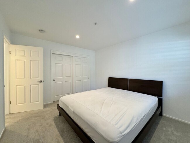 Building Photo - Napa, Gated Community Single Story 2 Bedro...