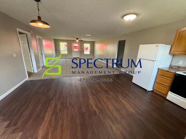Building Photo - Now accepting applications for a 3 bedroom 2 bath with LARGE bonus room single family home in Kod...