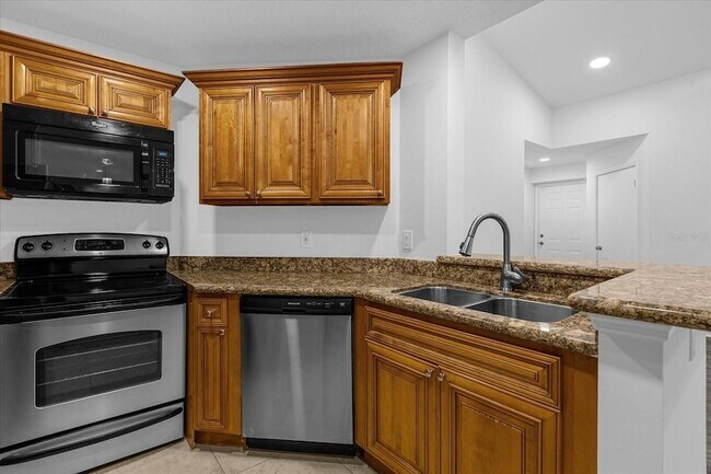 Building Photo - 2580 Grassy Point Dr