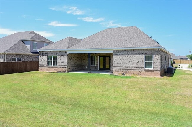 Building Photo - 1270 Charleston Dr