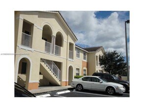 Building Photo - 1663 SE 27th Dr