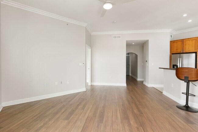 Building Photo - 1010 Rosine St
