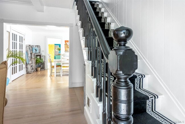 Building Photo - 312 5th Ave