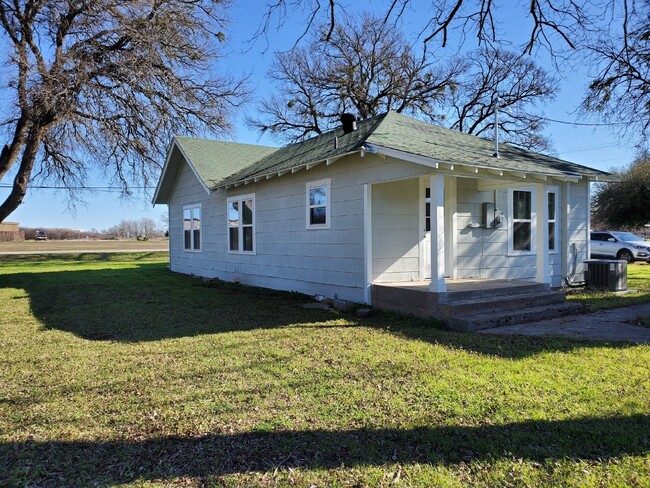 Primary Photo - Cottage in Cresson