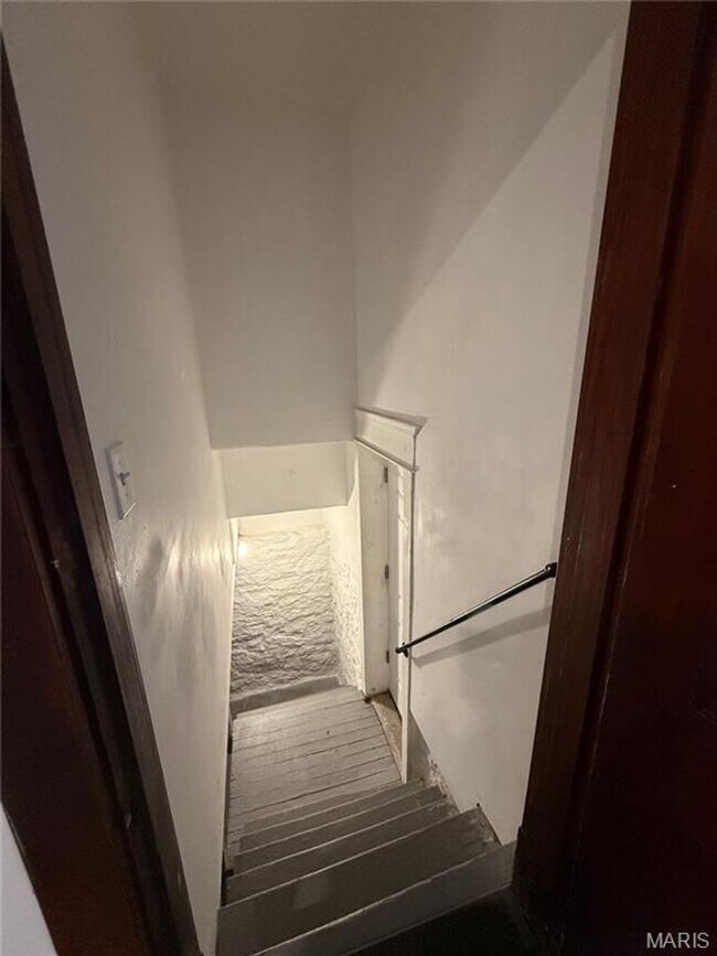 Building Photo - 5428 Nottingham Ave