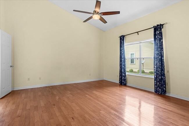 Building Photo - 11795 NW Creek Dr