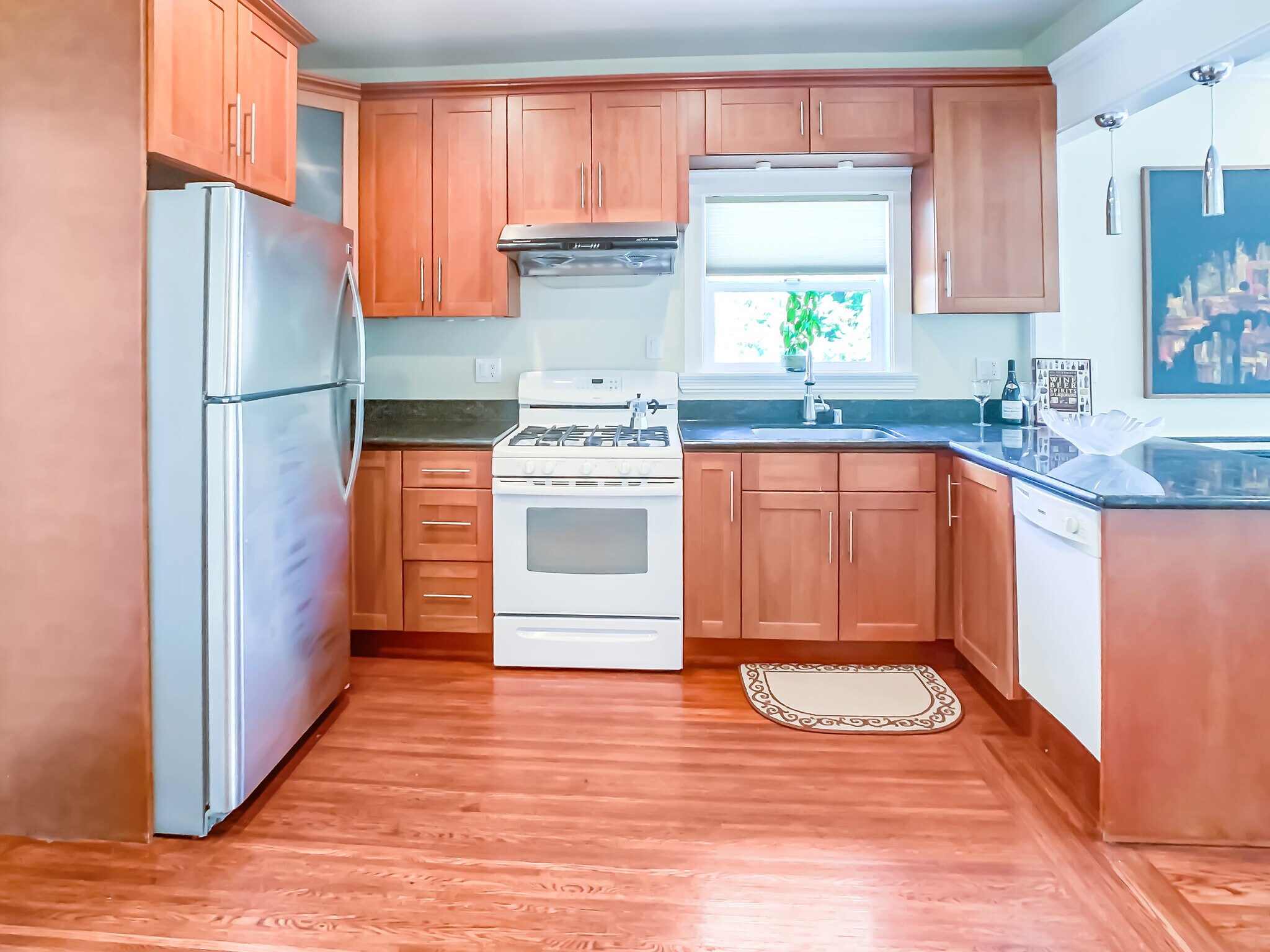 Kitchen - 2410 Russell St