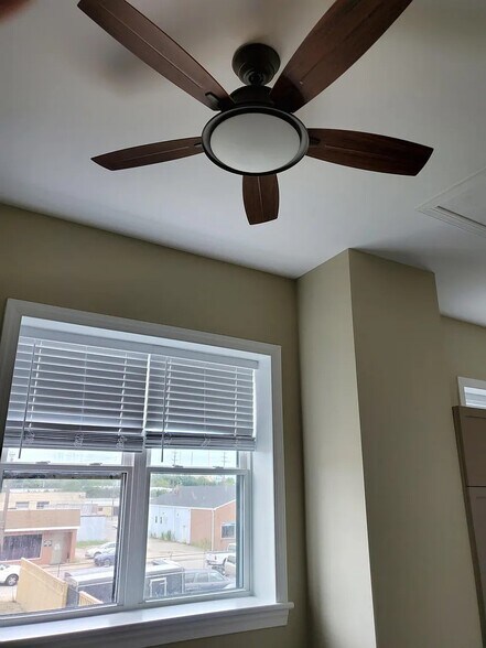 Ceiling fans and nicely lit - 256 E Broadway