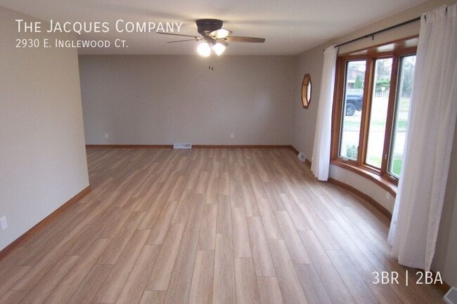 Building Photo - 2930 E Inglewood Ct