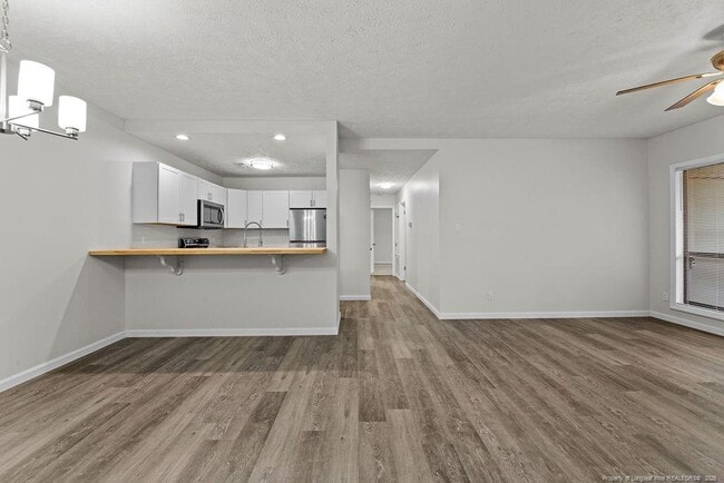 Building Photo - 1865 Tryon Dr