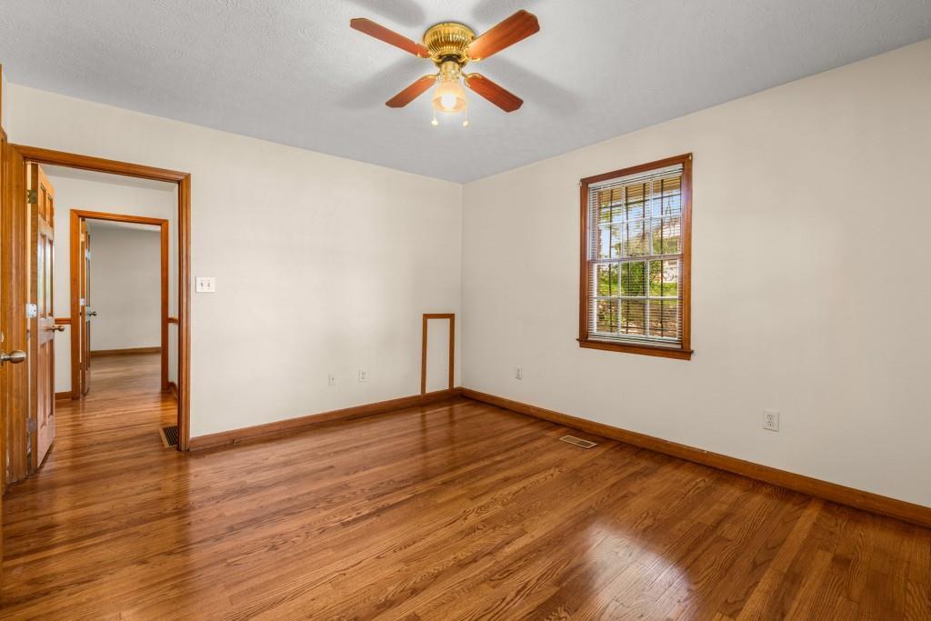 Building Photo - 1930 Hollywood Rd NW