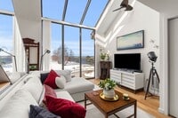 Building Photo - 126 Merrimac St