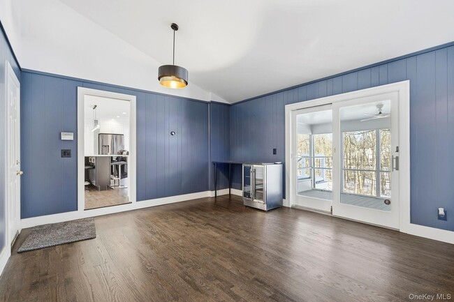 Building Photo - 7 Rural Dr