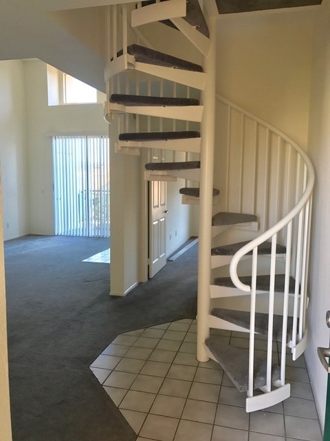 Building Photo - 2 bedroom 2 bath townhouse for rent at "Rio de Oro" in Mission Valley!