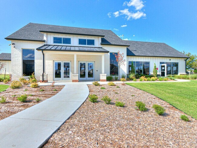 Building Photo - New Construction Home 4 Bed 3 Bath in Bixby!