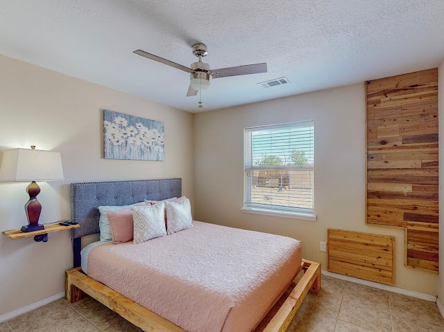 Building Photo - 3010 May Cir SE