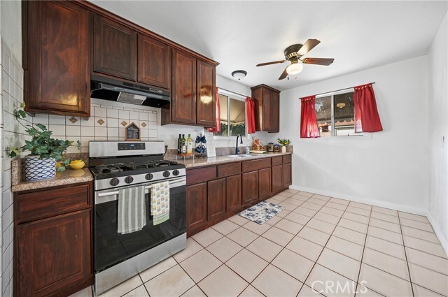 Building Photo - 15208 Flynn St