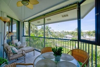 Building Photo - 143 Bay Colony Dr N