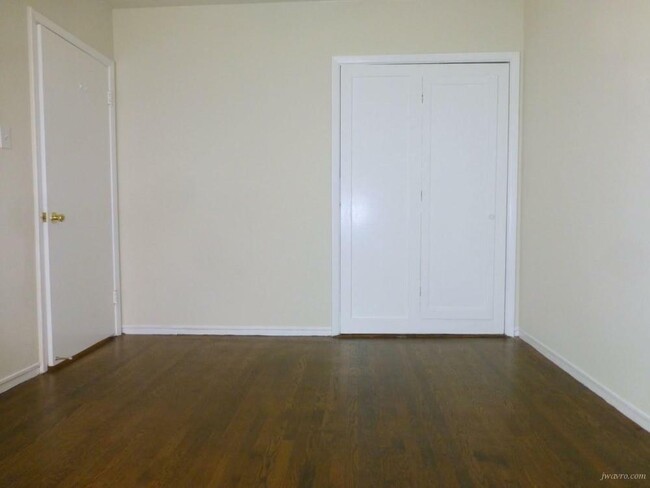 Building Photo - 80 Terra Vista Ave