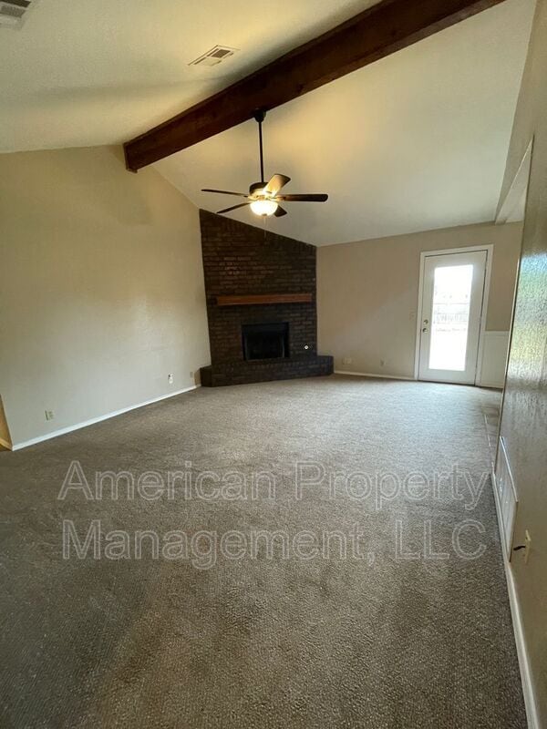 Building Photo - 9804 N 107th E Ave
