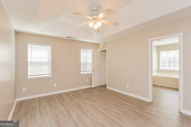Building Photo - 235 Cypress Dr