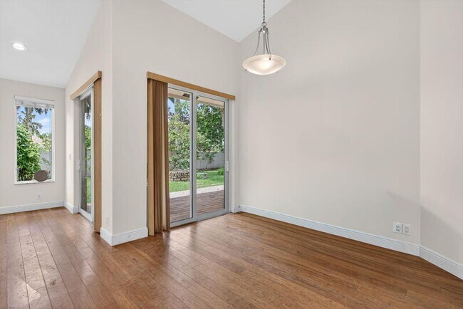 Building Photo - 10027 Umberland Pl