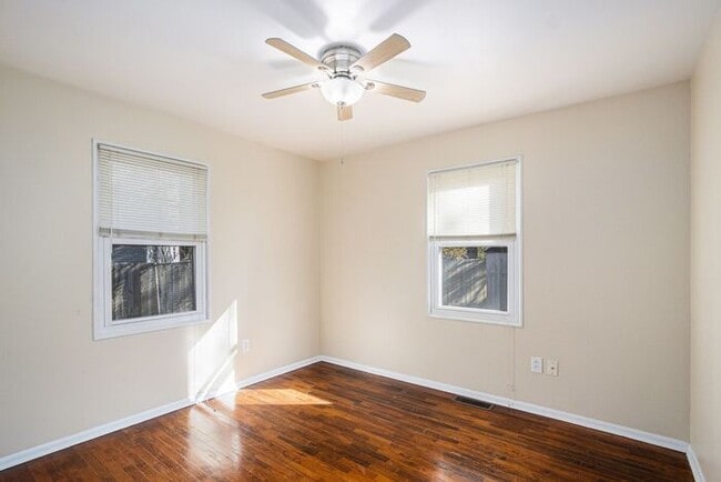 Building Photo - $1495 Charming, remodeled 3-Bed/1-Bath Ran...