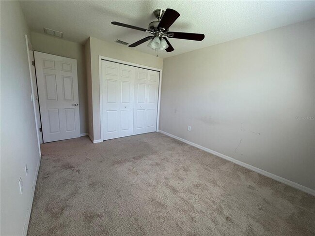 Building Photo - 2432 Seven Oaks Dr