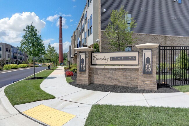 Building Photo - Luxury 4-Story Townhome with Rooftop Terrace!