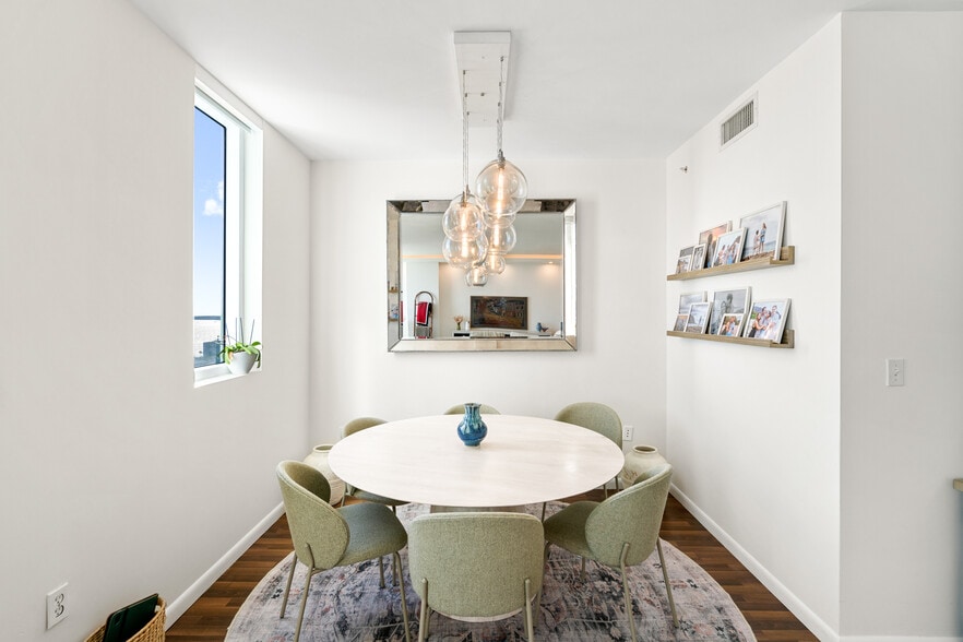 Building Photo - 244 Biscayne Blvd