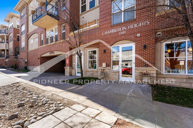 Primary Photo - Stunning Condo in Denver with AC in a Grea...