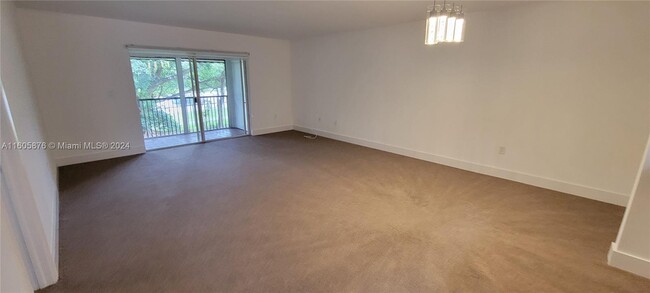 Building Photo - 8632 NW 34th Pl