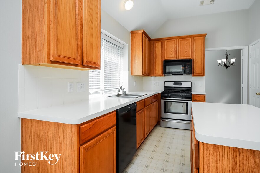 Building Photo - 11507 Chippewa Ridge Ct