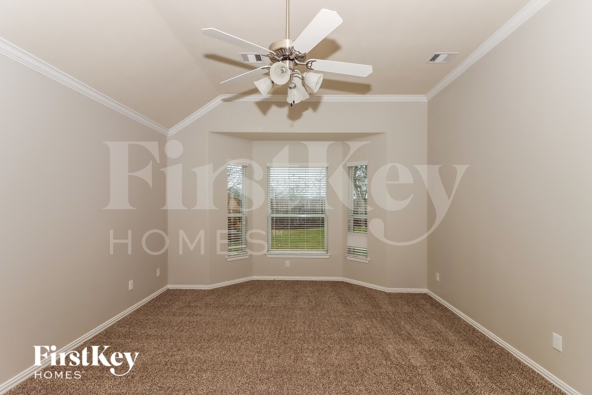 Building Photo - 2807 Angela Way Dr