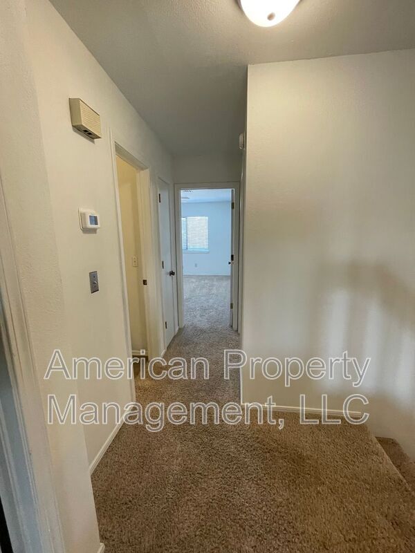 Building Photo - 6185 S Zunis Ave