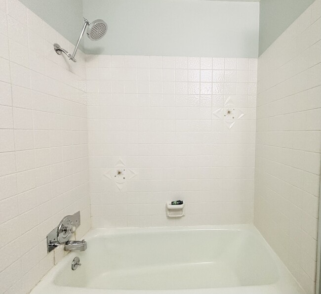 Building Photo - 786 San Simeon Way