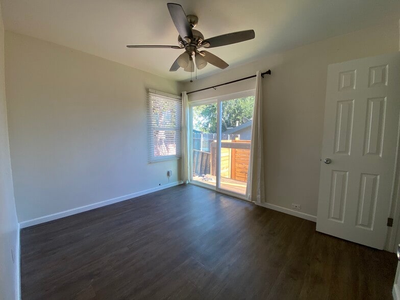 Bedroom - 4247 Cartagena Dr