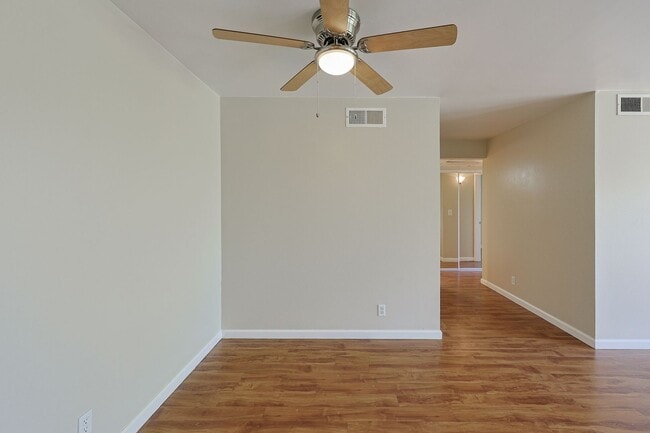 Building Photo - 5708 Baltimore Dr
