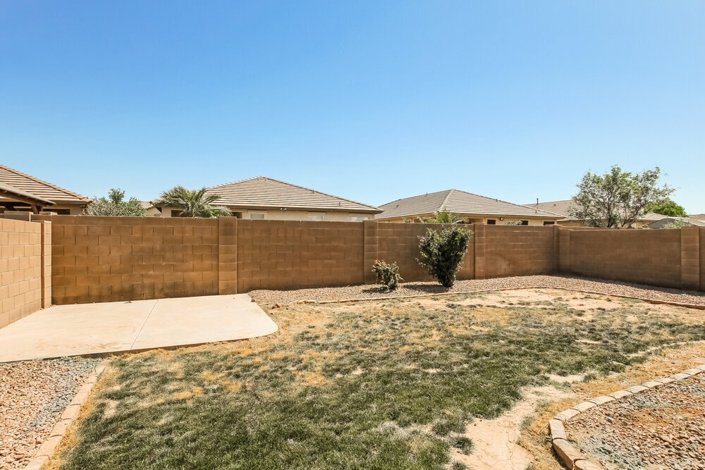 Building Photo - 7909 S 73rd Ln