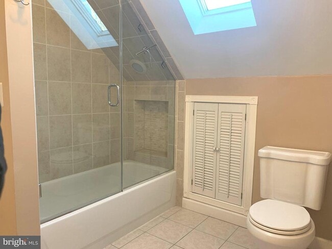 Building Photo - 781 Powhatan Beach Rd