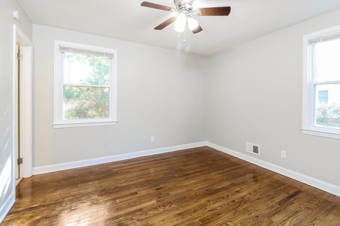 Building Photo - 142 Dickert Dr