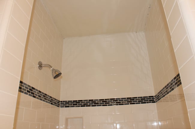 Building Photo - 638 S Cloverdale Ave