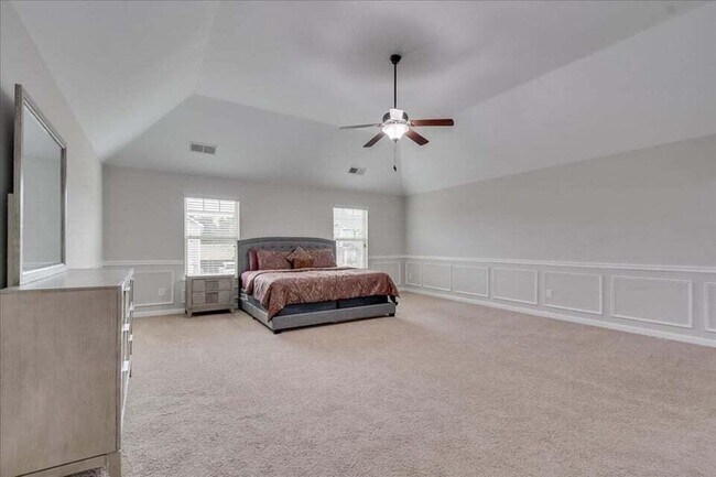 Building Photo - 830 Rollo Domino Cir