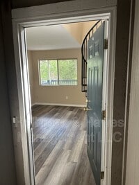 Building Photo - 4531 Boardwalk Dr