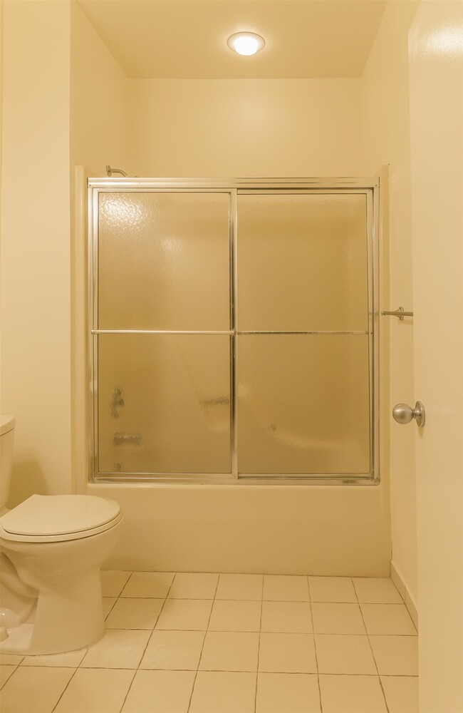 Building Photo - 75 Liberty Ave