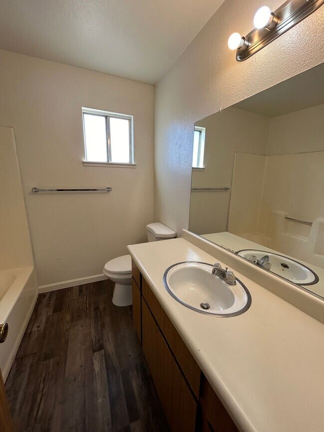 Building Photo - Gated community - Water, Garbage & Sewer I...